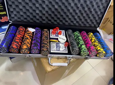 Ceramic 500 pc Poker Set with Aluminum Carrying Case