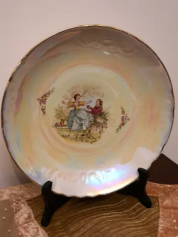 1970s Vintage Belarus Dobrush Factory Fruit Plate