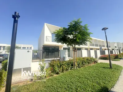 10 Mins to DIA | Landscaped | Near Amenities