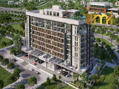 High-Rise Studio | Dubai Studio City | Skyline & Park Views