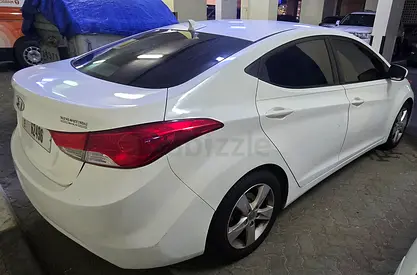 2013 Hyundai Elantra SE - American Specs - Excellent Condition