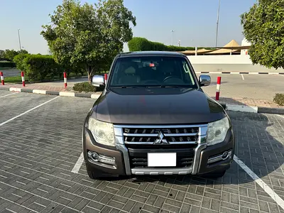 Mitsubishi Pajero GLS 2015 GCC Specs - in Good Condition
