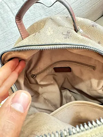 Daived jones Beige patterned leather handbag with leather handles — used