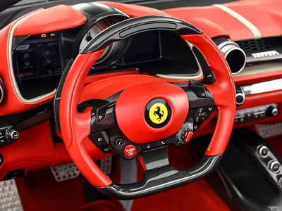 صورة 15 لـ 2020 Ferrari 812 GTS