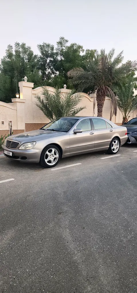 Mercedes-Benz S-Class 2005 — photo 1 of 18