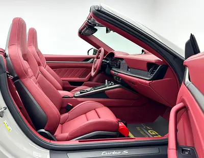 2026 Porsche 911 — миниатюра 13