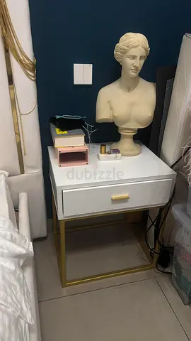 Bed and Modern White and Gold Nightstand with Single Drawer
