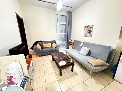 STREET VIEW I UNFURNISHED I READY TO MOVE