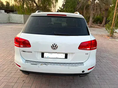 Volkswagen Touareg Sport 2014 GCC Specs
