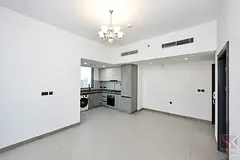 Spacious 1BR |Prime Location | Ready to Move — 3