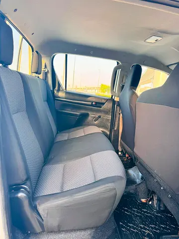 صورة 14 لـ 2018 Toyota HILUX