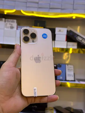 iPhone 13 pro max 256GB Golden