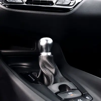صورة 13 لـ 2023 Toyota C-HR