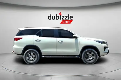 صورة 4 لـ 2022 Toyota FORTUNER