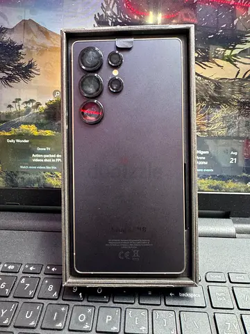 Samsung Galaxy (black) with original box - used, good condition