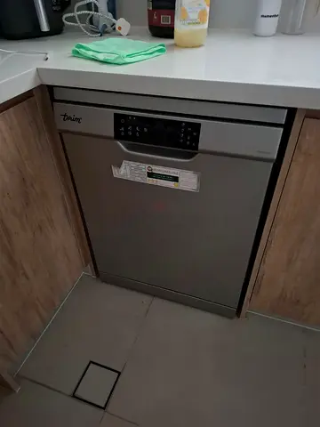 Trim built-in stainless steel dishwasher - good working condition