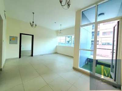 12 Cheques | Kitchen Equipped | Spacious
