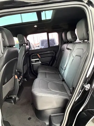 Land Rover Defender 110 SE P400, миниатюра 15