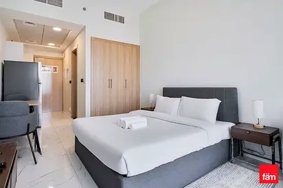 Fully Furnished | Beside Metro | VACANT Soon