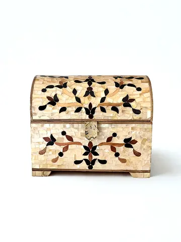 HANDCRAFTED BEECH WOOD JEWELRY BOX WITH GENUINE MOTHER OF PEARL INLAY – FLORAL DESIGN