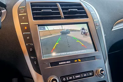 2020 Lincoln MKZ photo 14