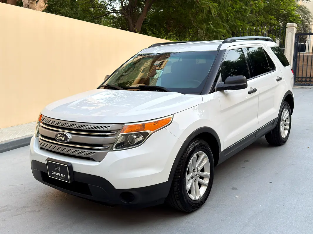 Ford Explorer 2013 — photo 1 of 20