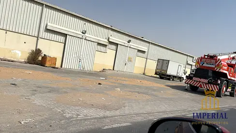 2,500 Sqft Warehouse in Umm Al Thuoob