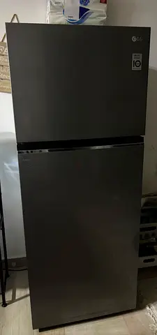 LG Top Freezer Refrigerator - 2 Door, Good Condition