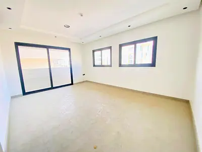 Lxury and brand new apartment with balcony with master room waldrop balcony 2bhk 3wachroom