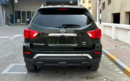 Nissan Pathfinder Platinum 2013 GCC Specs 4WD ..