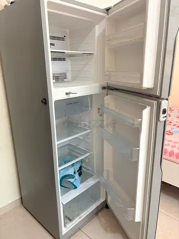 Urgent Hitachi Refrigerator Fridge 330l liter