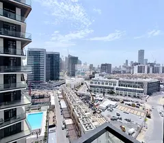 UNFURNISHED I SMART HOME I NEAR MALL
