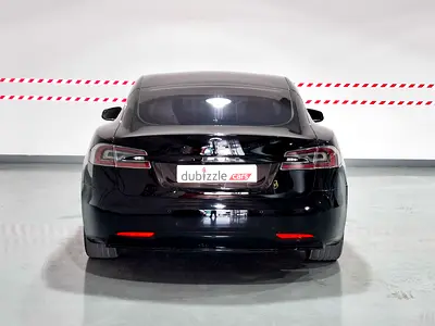 2017 Tesla MODEL S — фото 7