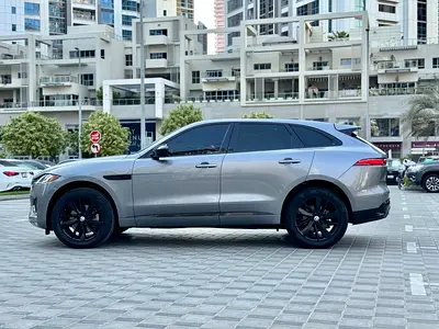 2024 Jaguar F-PACE 照片 7