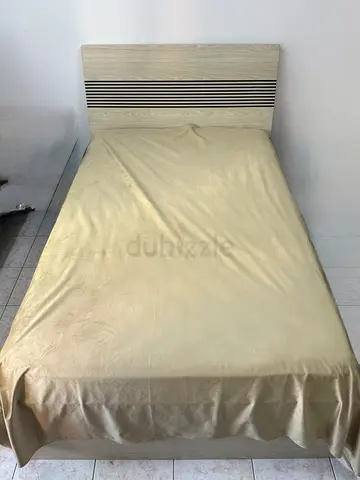 Single Bed with Headboard - Light Wood Finish