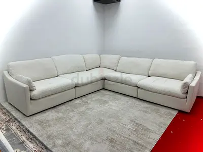 Like new condition oc home modular sofa