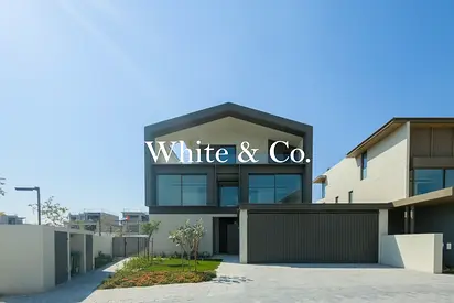 Biggest plot | 1 of 1 | End unit 5 Bed