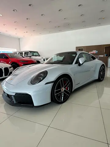 2026 Porsche 911 Carrera GTS - GCC Specs -