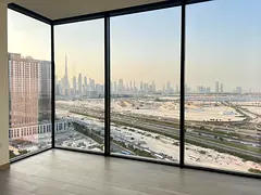 PRIME LOCATION - HIGH FLOOR - DUBAI SKYLINE VIEW - 2 PARKING SPACES