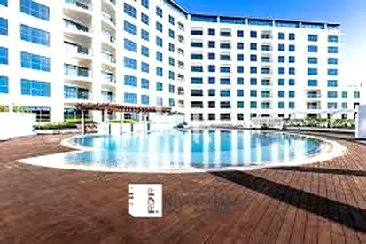 Lavish 2br with maid