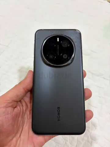 Honor Magic 7 pro 12gb+512gb (back crack) under warranty