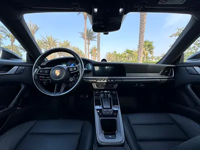 صورة 9 لـ 2023 Porsche 911