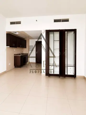 Unfurnished Studio Apartment for Rent | Good View