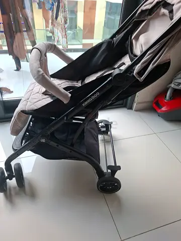 Lightweight foldable baby stroller - good condition