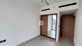 MULTIPLE CHEQUES | READY TO MOVE | SMART HOME