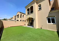 Single Row | Biggest Plot | Vacant | Bright Interior