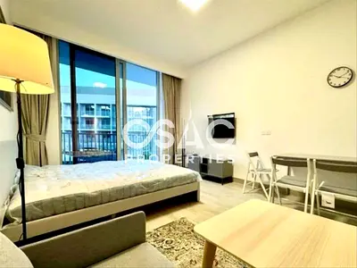 Modern Studio | Luma 22 JVC | High Demand Area