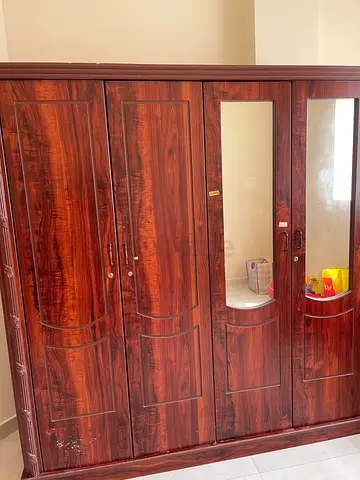 Cabinet for sale 4 door sharjah muweilah