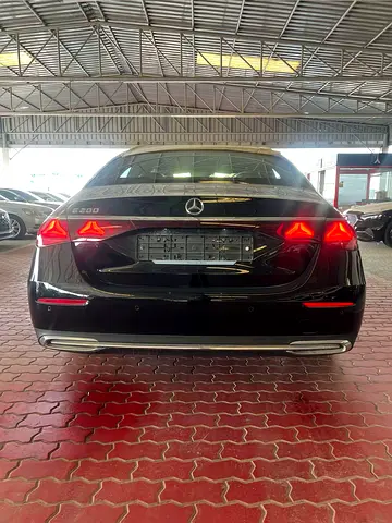Mercedes-Benz E-Class E 200, миниатюра 4