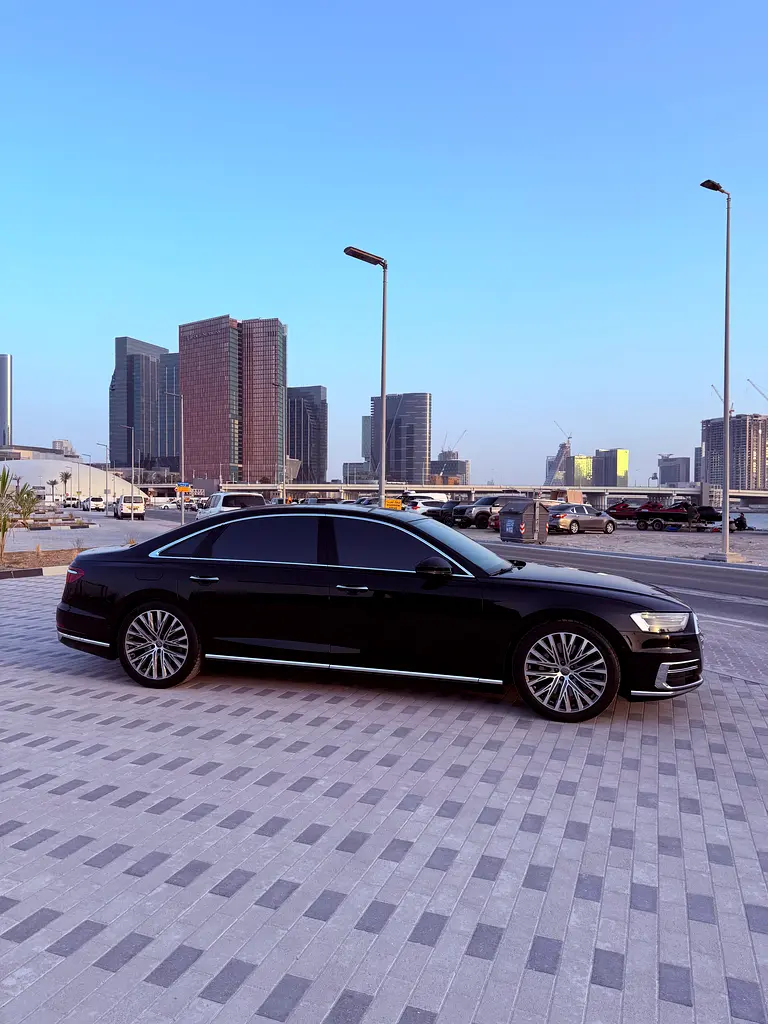Audi A8 2019 — photo 1 of 12